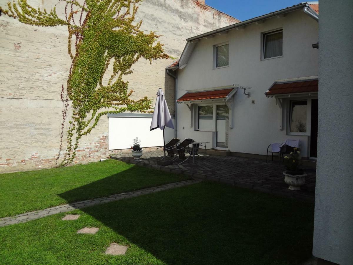 Apartments Kosevic Osijek Luaran gambar